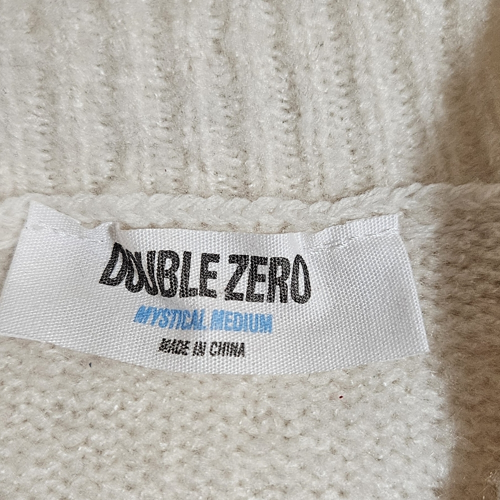 Cream Puff Sleeve Women's Sweater - Picture 4 of 6